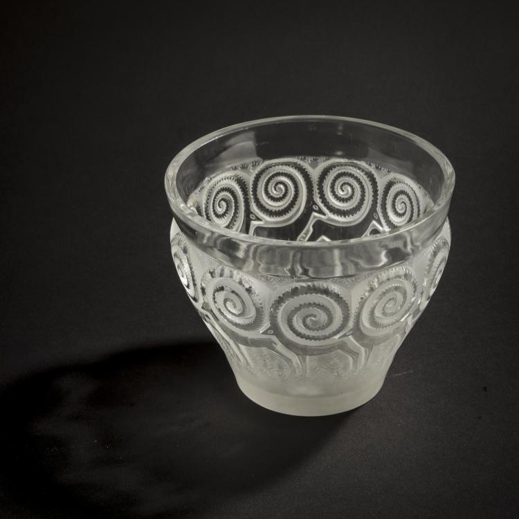 Bild 2 zu Objekt, 'Rennes' vase, 1933, Lalique, Ren&eacute;, Wingen-sur-Moder, 147A 55