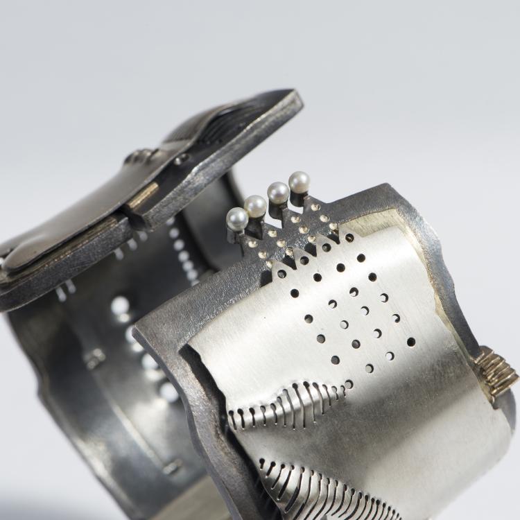 Bild 2 zu Objekt, Armreif, um 1972 , 148B 378