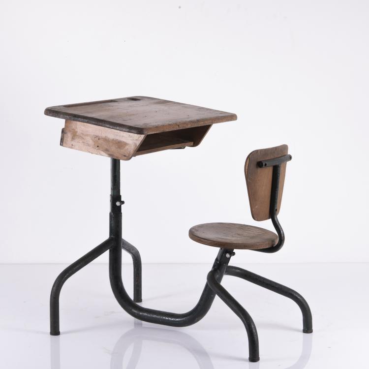 Bild 1 zu Objekt, Schultisch mit Stuhl, 1930/40er Jahre, Ateliers Jean Prouv&eacute;, Maxeville, 148A 322