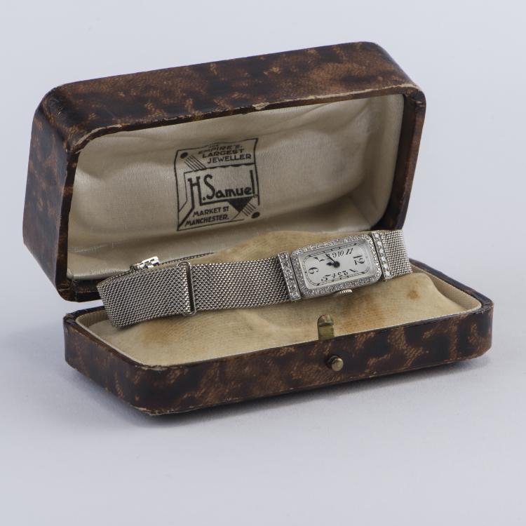 Bild 2 zu Objekt, Damenarmbanduhr, um 1930, England, 147B 489