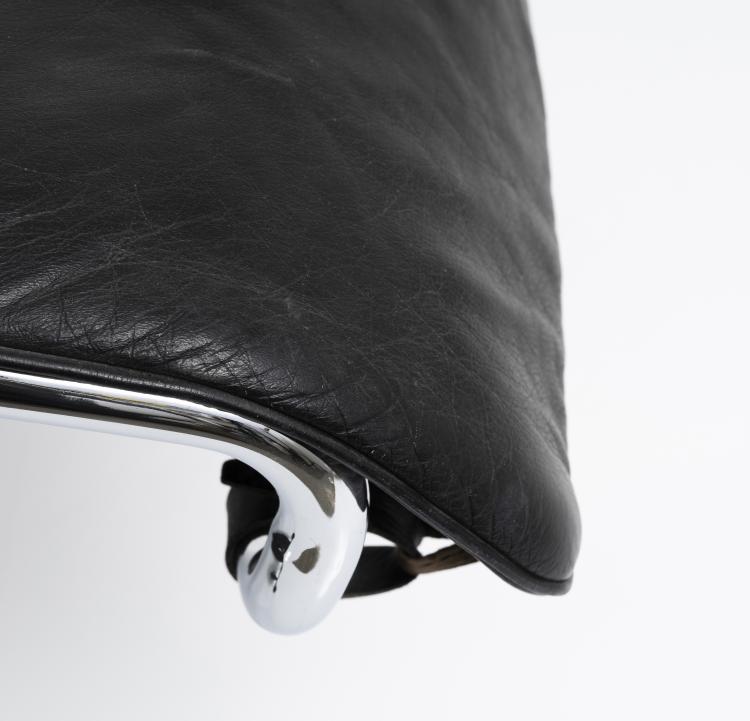 Bild 2 zu Objekt, 'LC 4' recliner, 1928, Pierre Jeanneret,Charlotte Perriand,Le Corbusier Charles-&Eacute;douard Jeanneret-Gris, Cassina, Mailand, 149B 290