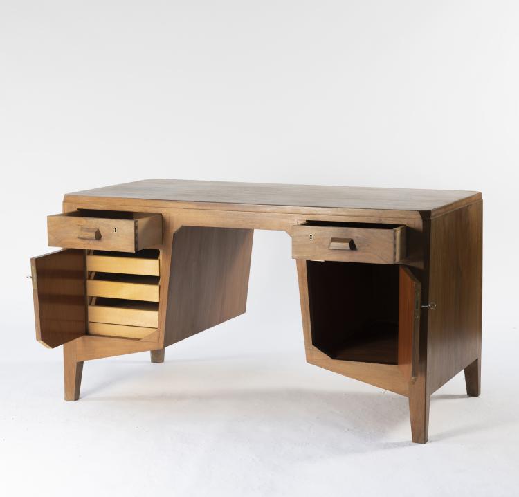 Bild 1 zu Objekt, Anthroposophic desk, 1930s, Schiller-M&ouml;bel, Stuttgart-Cannstadt (zug.), 148A 199