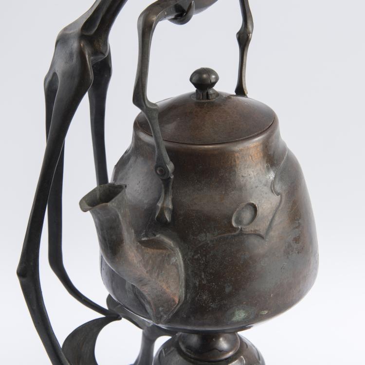 Bild 5 zu Objekt, Teekessel mit Gestell und Brenner, um 1900, M&uuml;nchen, 147B 451