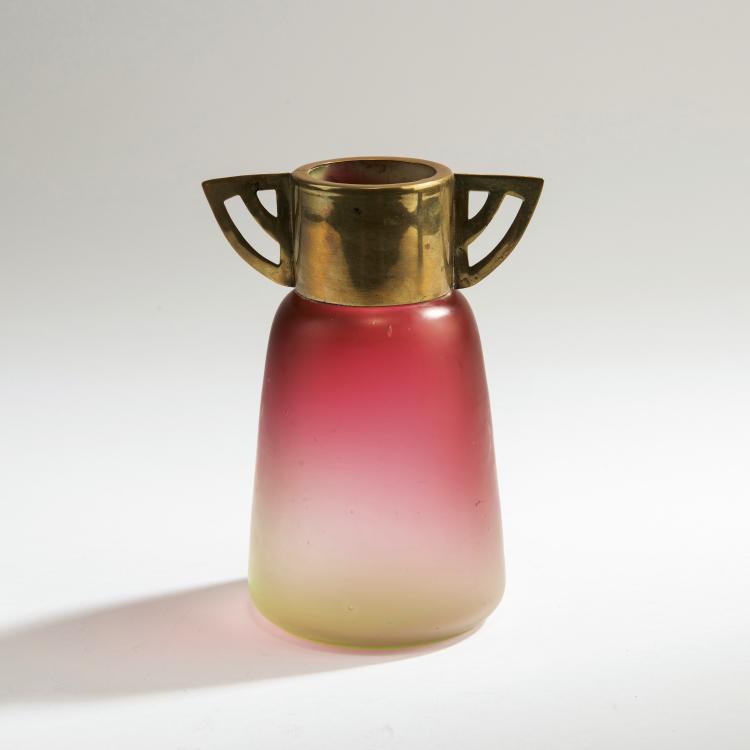 Hauptbild zu Objekt, Vase with handles, 1902/03, Antoinette Krasnik (attributed),Koloman (Umkreis) Moser (attributed), L&ouml;tz Wwe., Klosterm&uuml;hle, 147B 288
