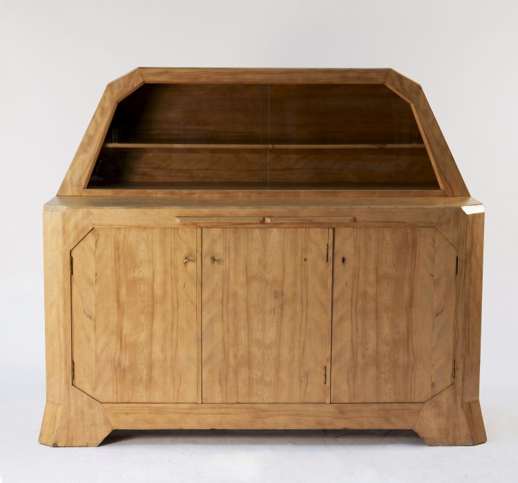 Hauptbild zu Objekt, Anthroposophisches Buffet, 1930er Jahre, Schiller M&ouml;bel Stuttgart-Cannstadt, 148A 210