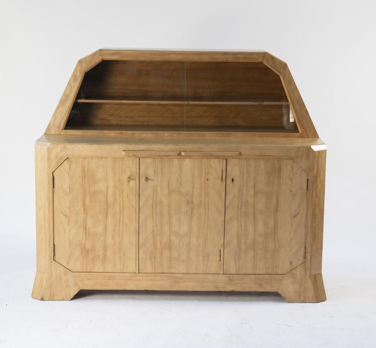 Bild 3 zu Objekt, Anthroposophisches Buffet, 1930er Jahre, Schiller M&ouml;bel Stuttgart-Cannstadt, 148A 210