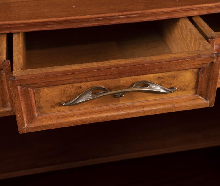 Bild 1 zu Objekt, Buffet, c. 1910, Gaillard, Eug&egrave;ne, 147B 665