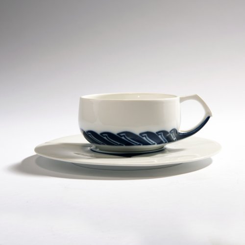 Teacup and saucer, 1903/04