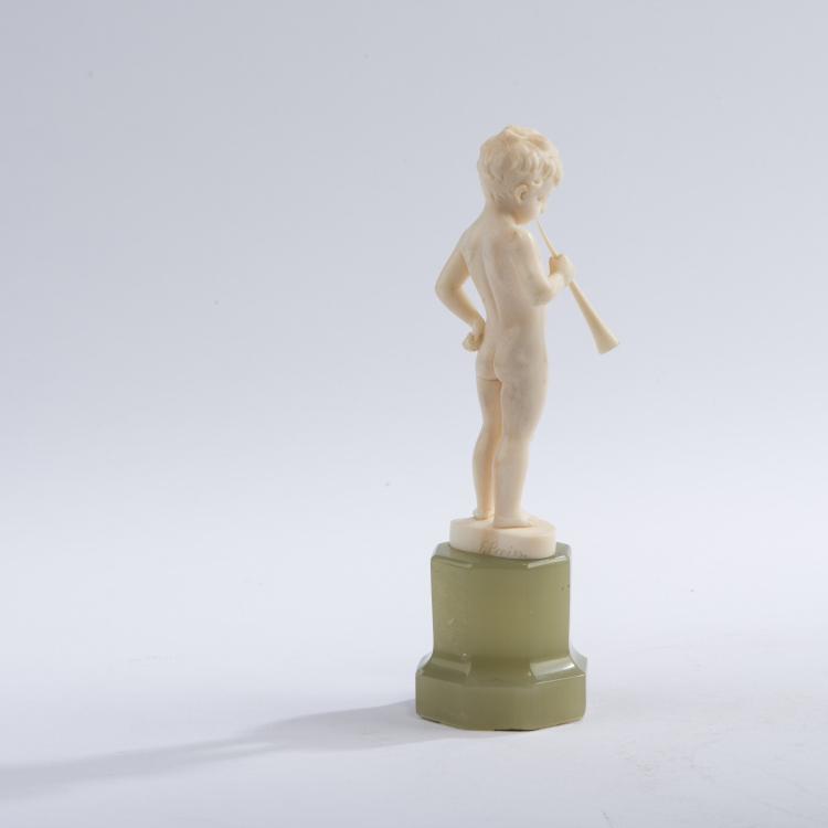 Bild 2 zu Objekt, 'Boy with trumpet', before 1914, 147B 390