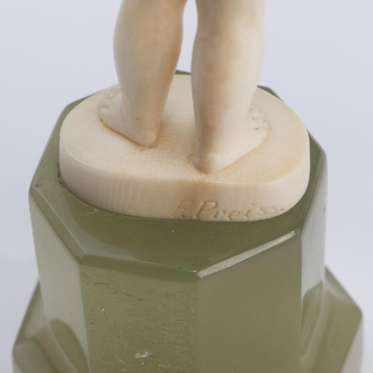 Bild 4 zu Objekt, 'Boy with trumpet', before 1914, 147B 390