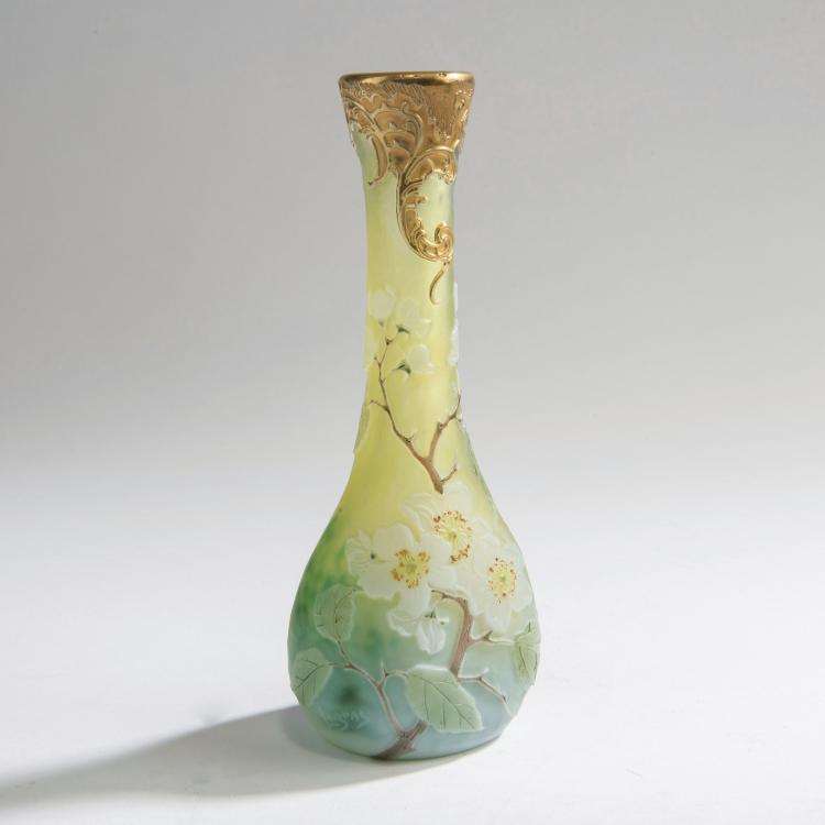 Hauptbild zu Objekt, Vase 'Fleurs de pommier', 1900-14, Legras & Cie., Saint-Denis, 147B 231