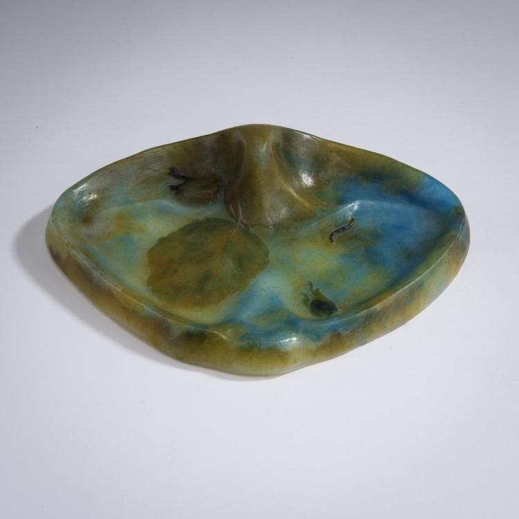 Bild 1 zu Objekt, 'Rosier' pen tray, c. 1905, Daum Fr&egrave;res, Nancy, 147B 119