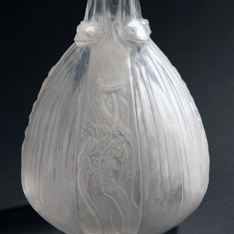 Bild 2 zu Objekt, 'Sir&egrave;nes et Grenouilles' Caraffe, 1911, Lalique, Ren&eacute;, Combs-la-Ville, 147A 1