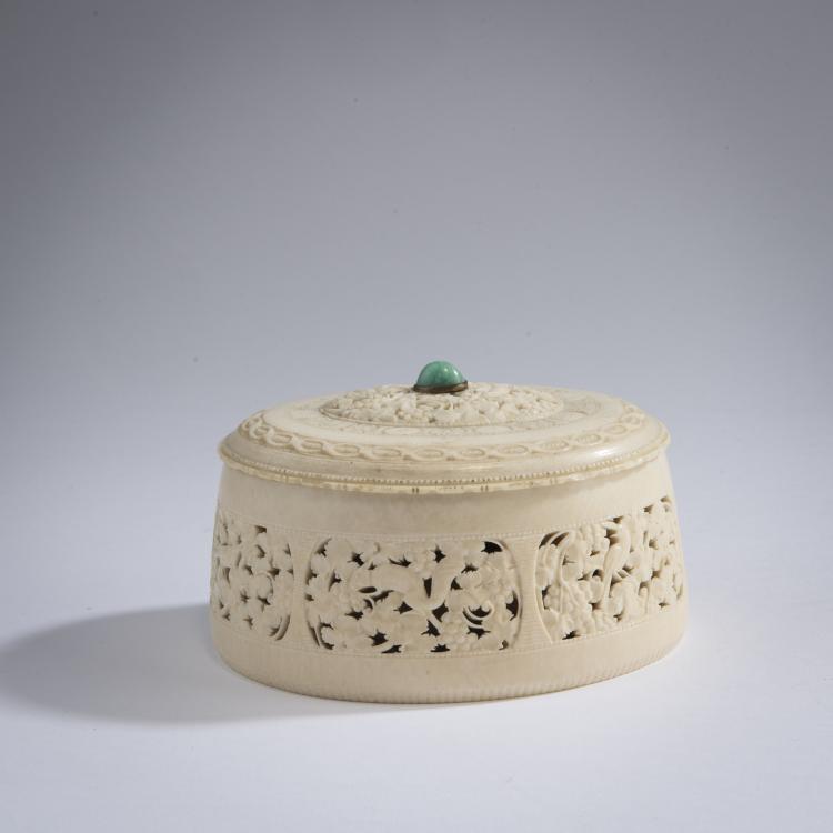 Bild 4 zu Objekt, Deckeldose, um 1885, Erbach, 147B 697