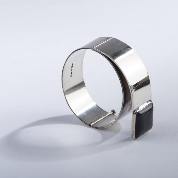 Bild 1 zu Objekt, Armreif, 1973, Koru, Kaunis, Helsinki, 148B 474