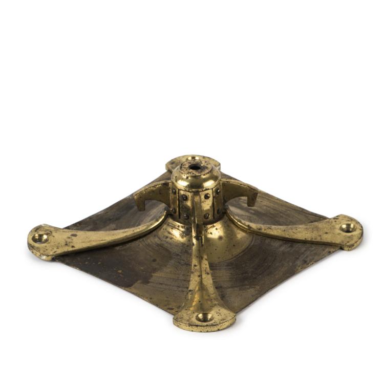 Hauptbild zu Objekt, Luster bracket, c. 1904, Henry van de Velde (attributed), Seyffart, Altenburg (zugeschrieben), 148A 27