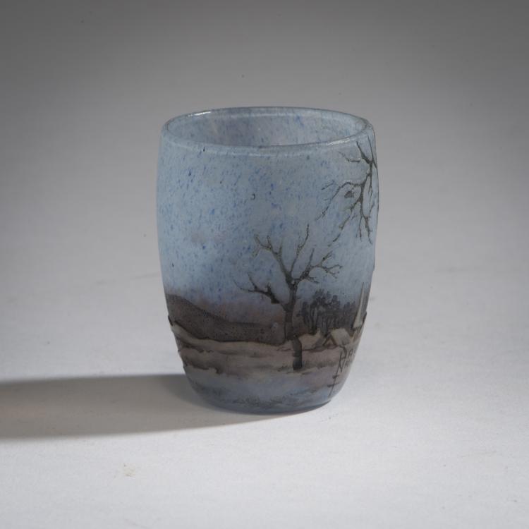 Bild 1 zu Objekt, Miniaturvase 'Paysage en hiver', um 1910, Daum Fr&egrave;res, Nancy, 147B 145