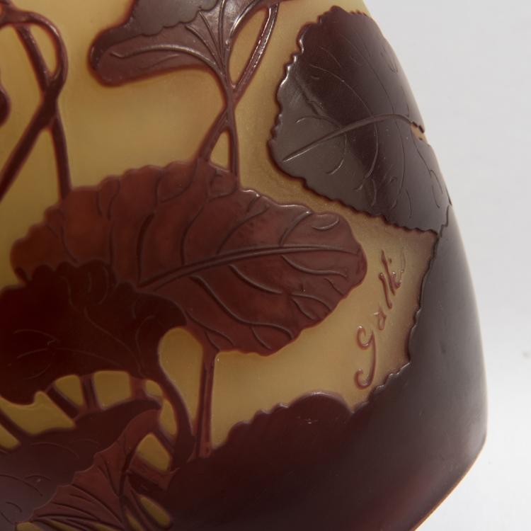 Bild 3 zu Objekt, Vase 'Cyclamens', 1920er Jahre, Gall&eacute;, Etablissements, Nancy, 147B 228