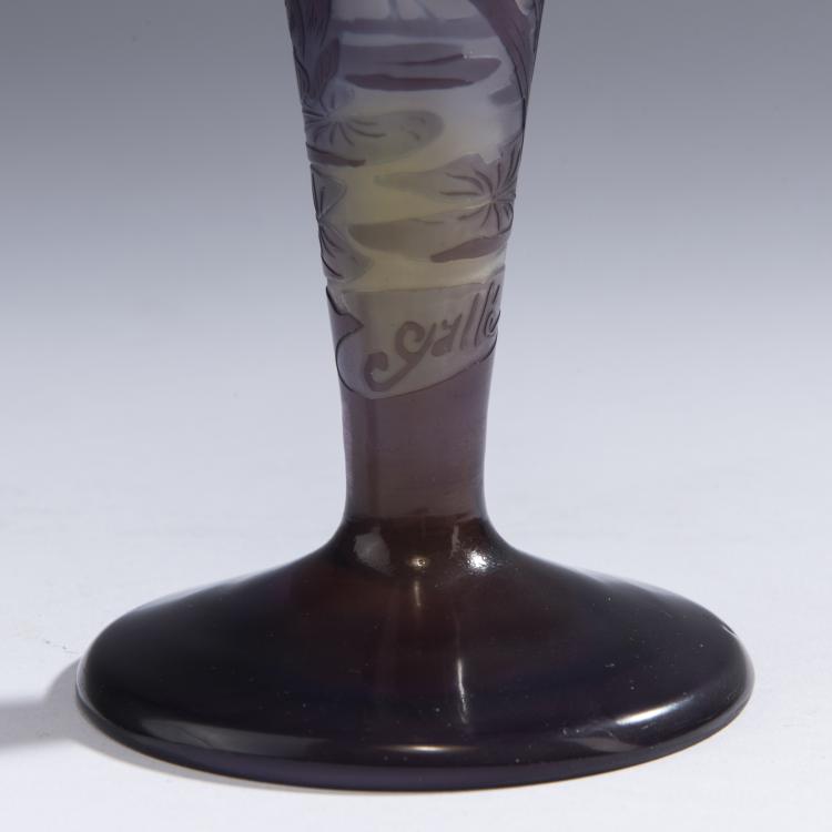 Bild 1 zu Objekt, Vase 'Iris et N&eacute;nuphars', 1908-14, Gall&eacute;, Etablissements, Nancy, 147B 214