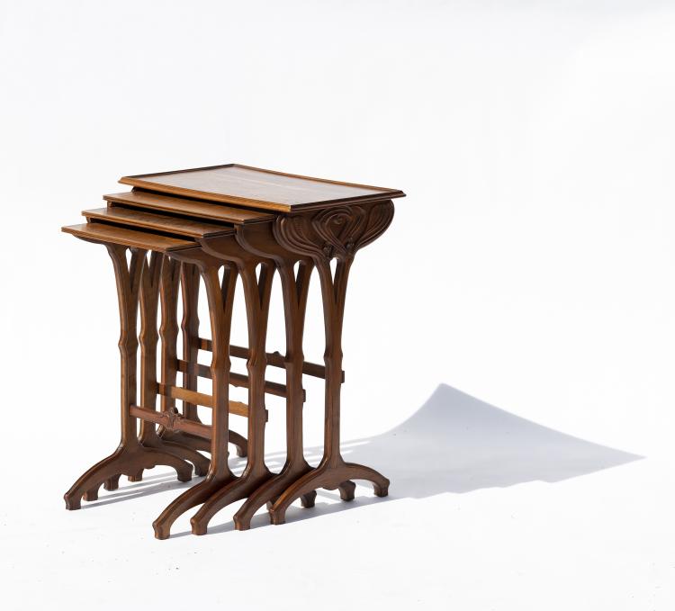 Hauptbild zu Objekt, Four nesting tables 'Gauloise', c. 1918, Gall&eacute;, Etablissements, Nancy, 147B 670