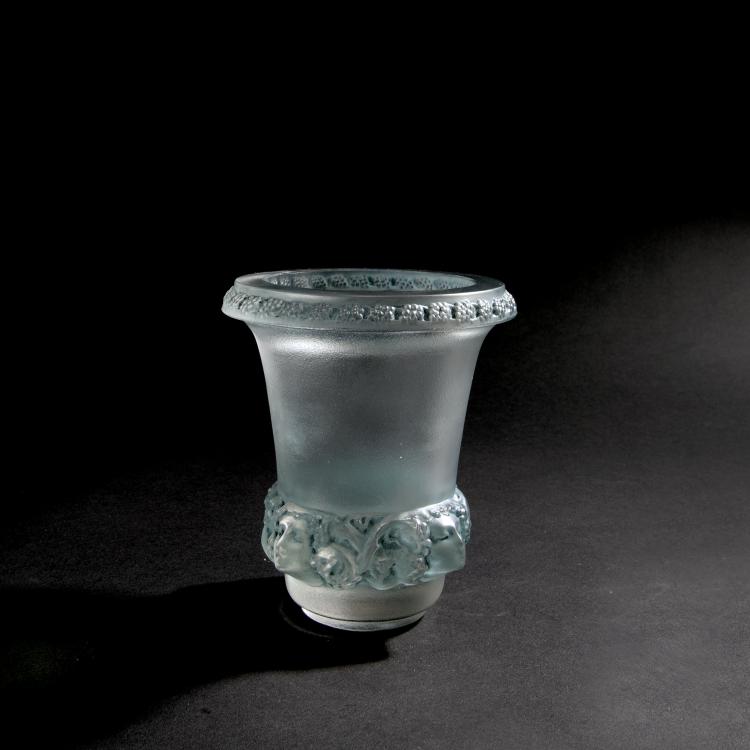 Bild 1 zu Objekt, 'Quatre t&ecirc;tes femmes et raisins' vase, 1939, Lalique, Ren&eacute;, Wingen-sur-Moder, 147A 66
