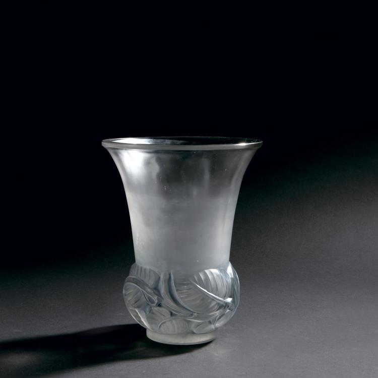 Hauptbild zu Objekt, 'Lilas' vase, 1930, Lalique, Ren&eacute;, Wingen-sur-Moder, 147A 47