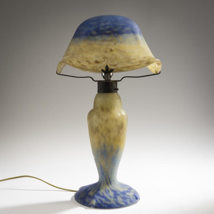 Bild 1 zu Objekt, Tischlampe 'Verre de jade', 1919-23 , Daum Fr&egrave;res, Nancy, 147B 155
