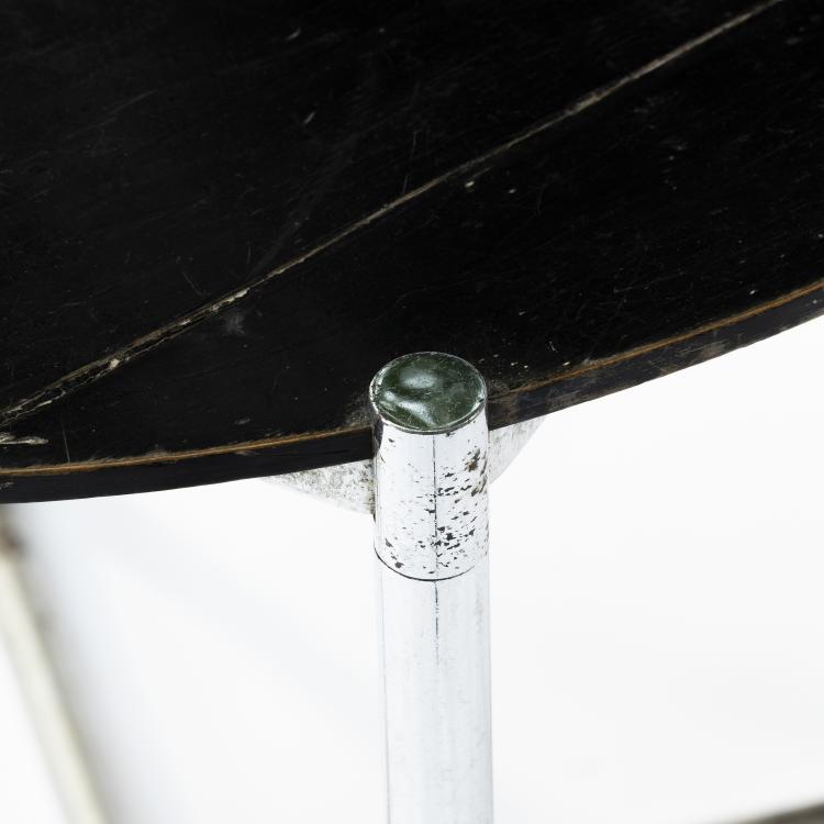 Bild 12 zu Objekt, Zwei Armlehnst&uuml;hle 'MR 20', zwei St&uuml;hle 'MR 10', ein Tisch 'MR 140', 1927, Berliner Metall-Gewerbe Jos. M&uuml;ller, Berlin, 148A 122