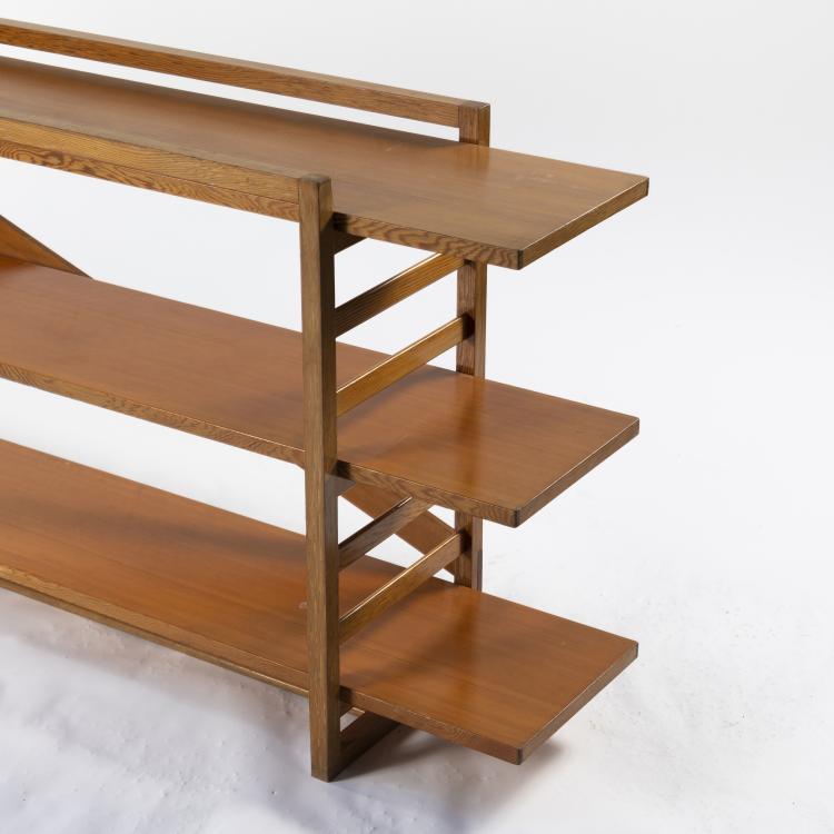 Bild 3 zu Objekt, Unikatregal nach dem Modell in der Einrichtung einer Berliner Mietwohnung, um 1934, Deutschland, 148A 276