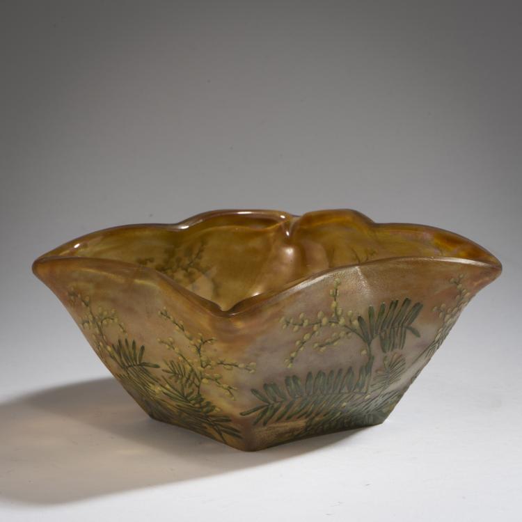 Bild 2 zu Objekt, 'Mimosas' bowl, c. 1902, Daum Fr&egrave;res, Nancy, 147B 105