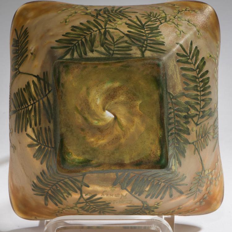 Bild 4 zu Objekt, 'Mimosas' bowl, c. 1902, Daum Fr&egrave;res, Nancy, 147B 105