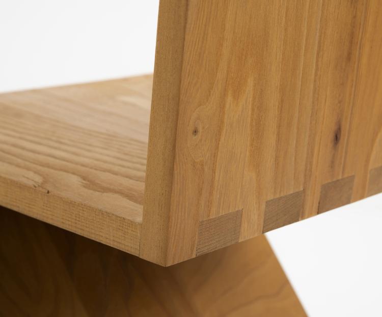 Bild 5 zu Objekt, Stuhl 'ZigZag', 1932-34, Gerrit Rietveld, Cassina, Mailand, 149B 309