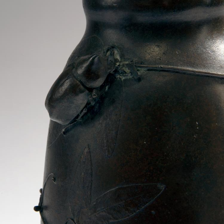 Bild 1 zu Objekt, Vase 'Hirschk&auml;fer', um 1900, Elmqvist, Hugo, Stockholm, 150B 402