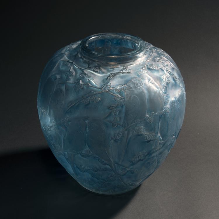 Bild 1 zu Objekt, 'Perruches' vase, 1919, Lalique, Ren&eacute;, Combs-la-Ville, 147A 9