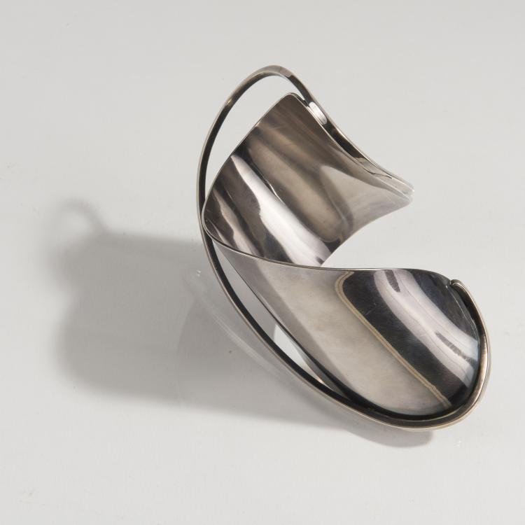 Bild 2 zu Objekt, 'Atomic' bangle, c. 1948, 148B 484
