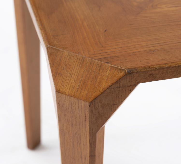 Bild 3 zu Objekt, Anthroposophischer Tisch, 1930er Jahre , Schiller-M&ouml;bel, Stuttgart-Cannstadt, 148A 202