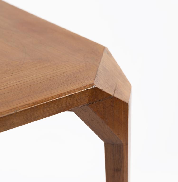 Bild 5 zu Objekt, Anthroposophischer Tisch, 1930er Jahre , Schiller-M&ouml;bel, Stuttgart-Cannstadt, 148A 202