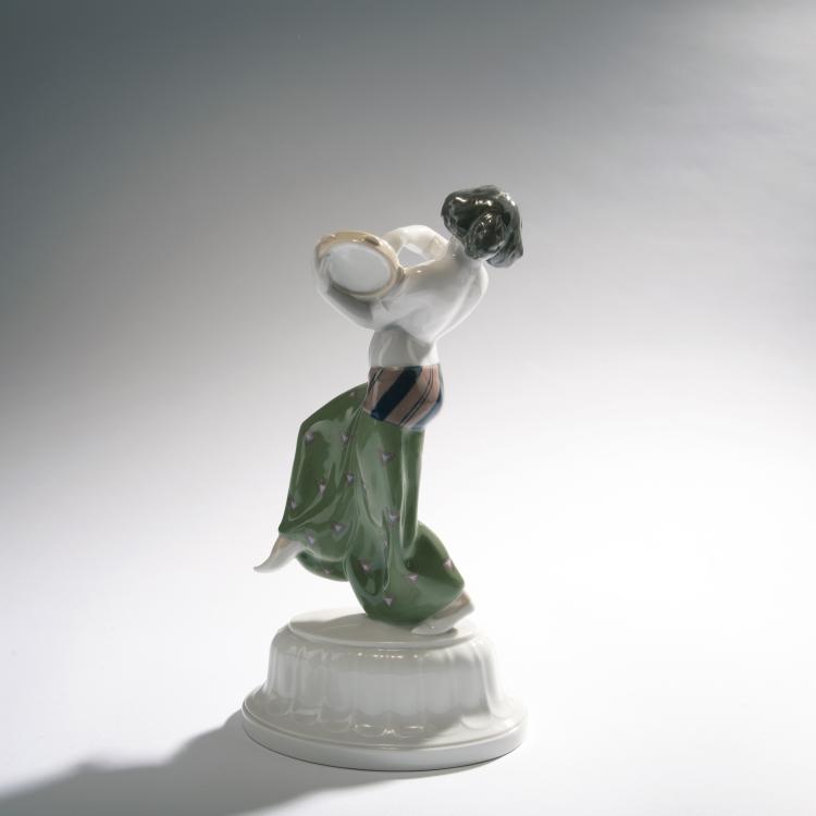 Bild 1 zu Objekt, 'Perserin' aus dem Hochzeitszug, 1909, Berlin, KPM, 148A 38