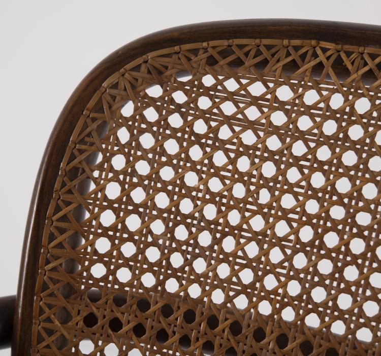 Bild 7 zu Objekt, Zwei Armlehnst&uuml;hle 'A811/1F', um 1930, Thonet, Wien, 148A 108