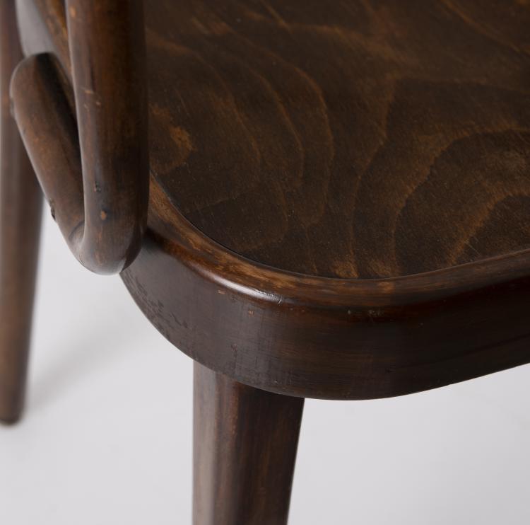 Bild 9 zu Objekt, Zwei Armlehnst&uuml;hle 'A811/1F', um 1930, Thonet, Wien, 148A 108