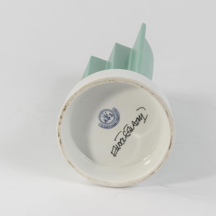 Bild 4 zu Objekt, 'ET1' vase, 1990, Ettore Sottsass, Sarri, Alessio, Sesto Fiorentino, 149A 109