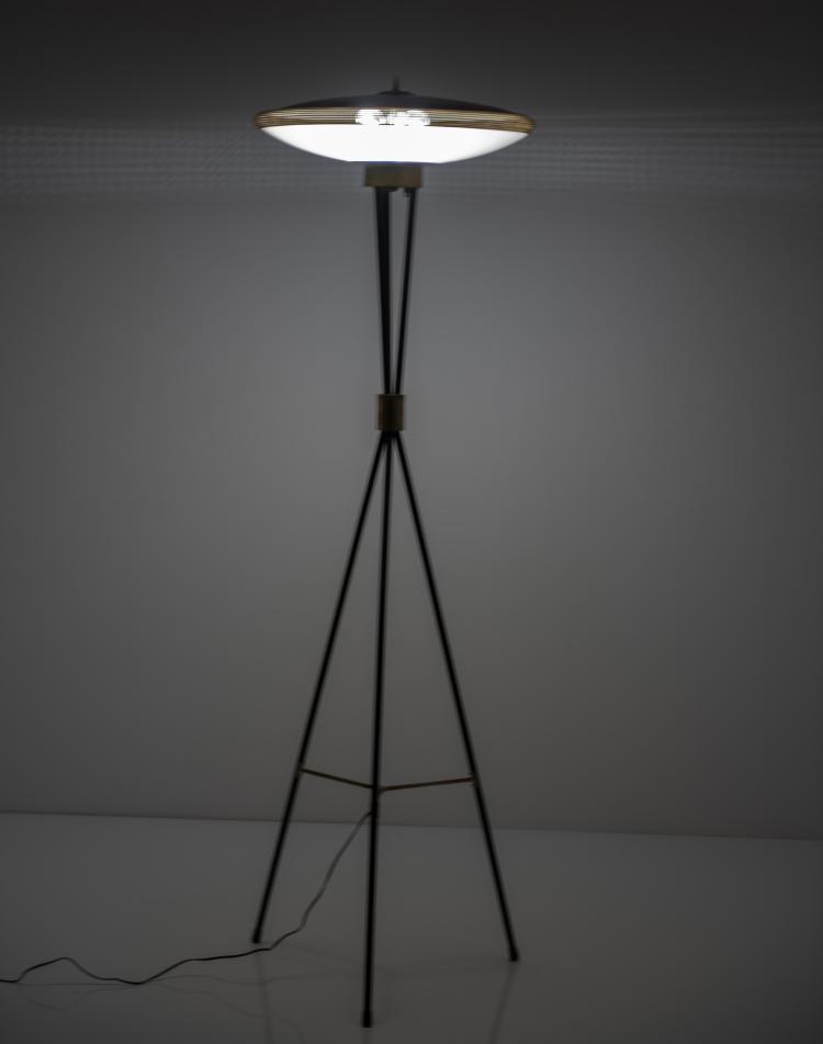 Bild 1 zu Objekt, 'UFO' floor lamp, c. 1950, Italien, 149A 23
