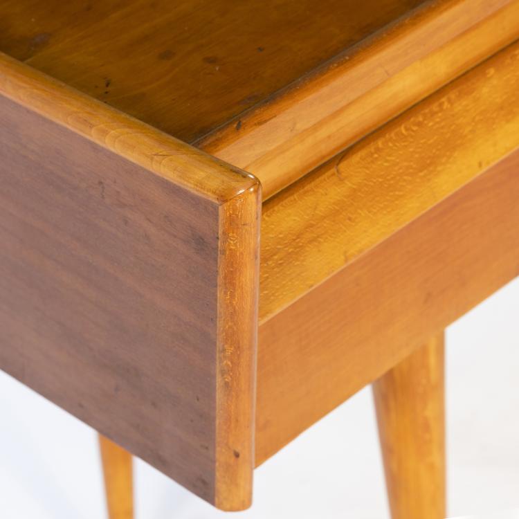 Bild 4 zu Objekt, Showcase table, 1950s, Italien, 149A 84