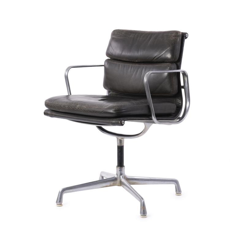 Hauptbild zu Objekt, 'Soft Pad' armchair, 1969, Charles Eames, ICF Cadsana, Mailand, 149B 394