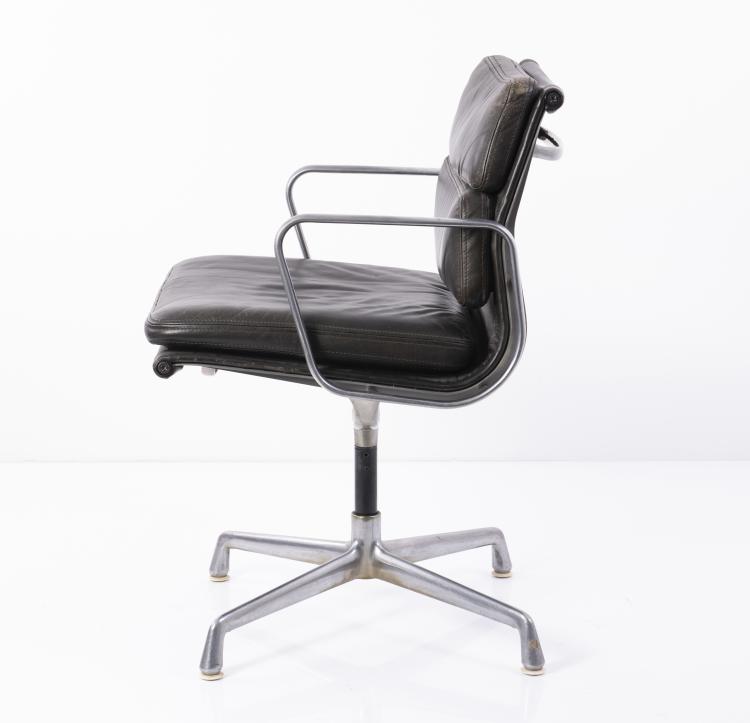 Bild 5 zu Objekt, 'Soft Pad' armchair, 1969, Charles Eames, ICF Cadsana, Mailand, 149B 394