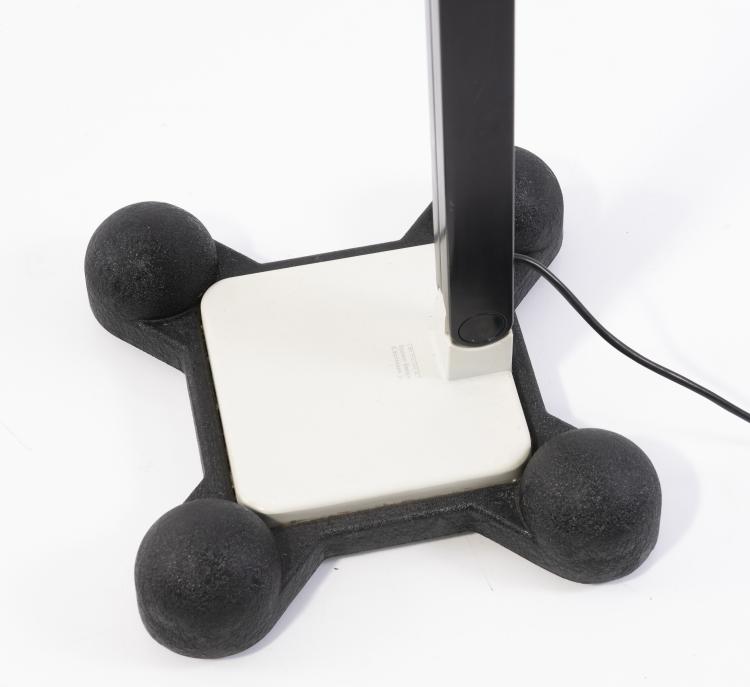 Bild 4 zu Objekt, Stehleuchte, 1970er Jahre, Ettore Sottsass, Erco Leuchten GmbH, L&uuml;denscheid, 149A 226