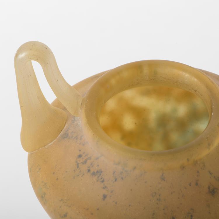 Bild 2 zu Objekt, Henkelvase, um 1910-15, Daum Fr&egrave;res, Nancy, 150B 146
