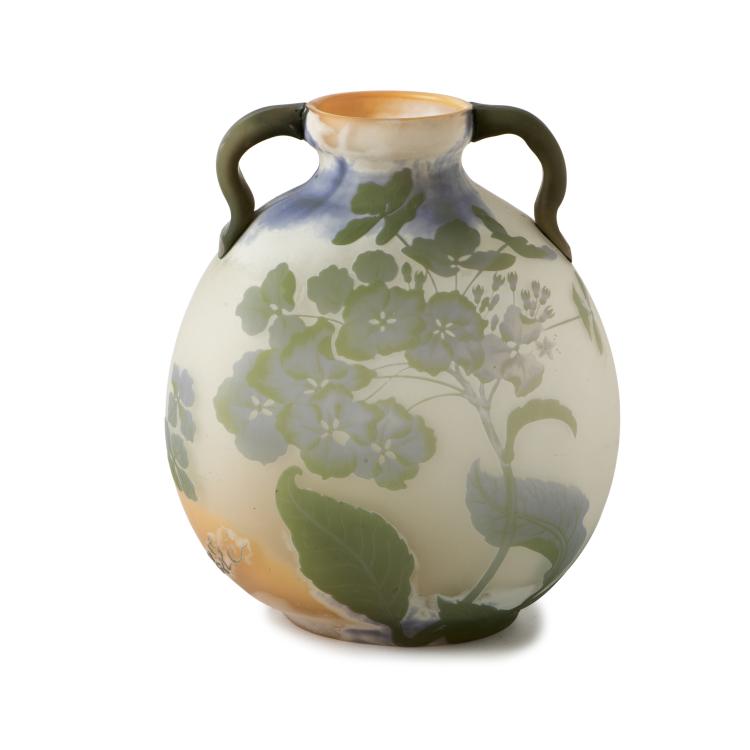 Hauptbild zu Objekt, 'Hortensias' vase, 1903/04, Gall&eacute;, Emile, Nancy, 150B 184