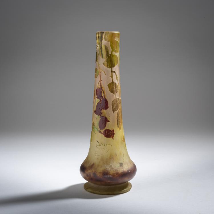Bild 1 zu Objekt, 'Les fruits rouges de l'Eglantier' vase, 1913, Henri Berg&eacute;, Daum Fr&egrave;res, Nancy, 150B 161