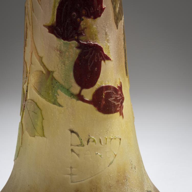 Bild 2 zu Objekt, 'Les fruits rouges de l'Eglantier' vase, 1913, Henri Berg&eacute;, Daum Fr&egrave;res, Nancy, 150B 161